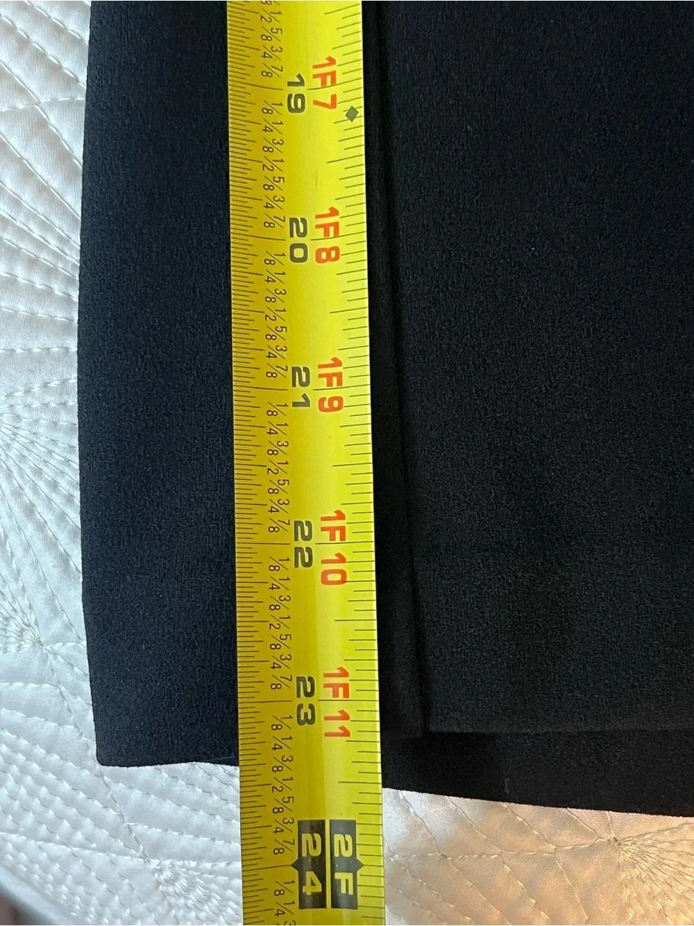 Calvin Klein CK Cropped Wide Leg Black Dress Pants Medium Like New Stretch Comfy